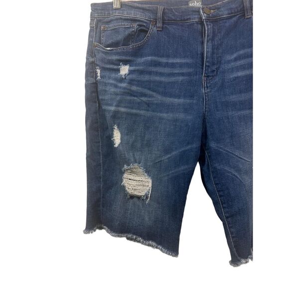 Soho New York & Company Womens Size 16 Blue Distressed Denim Bermuda Shorts - Picture 9 of 12